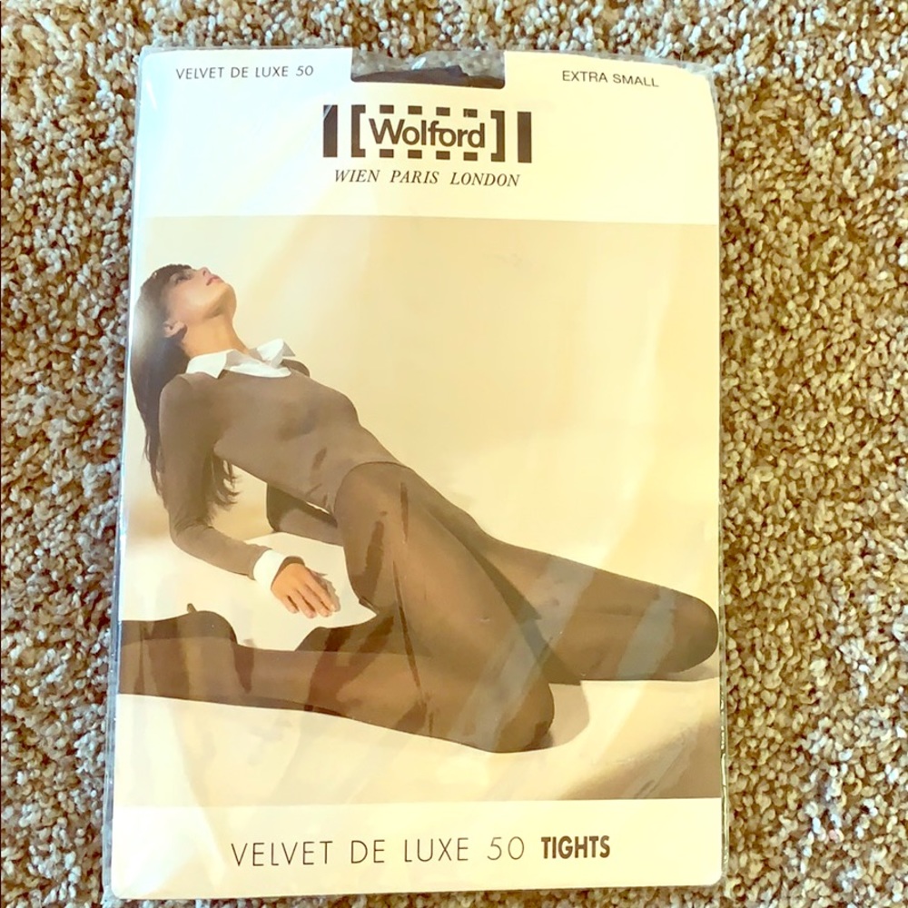 Wolford Velvet De Luxe 50 Tights. Black XS